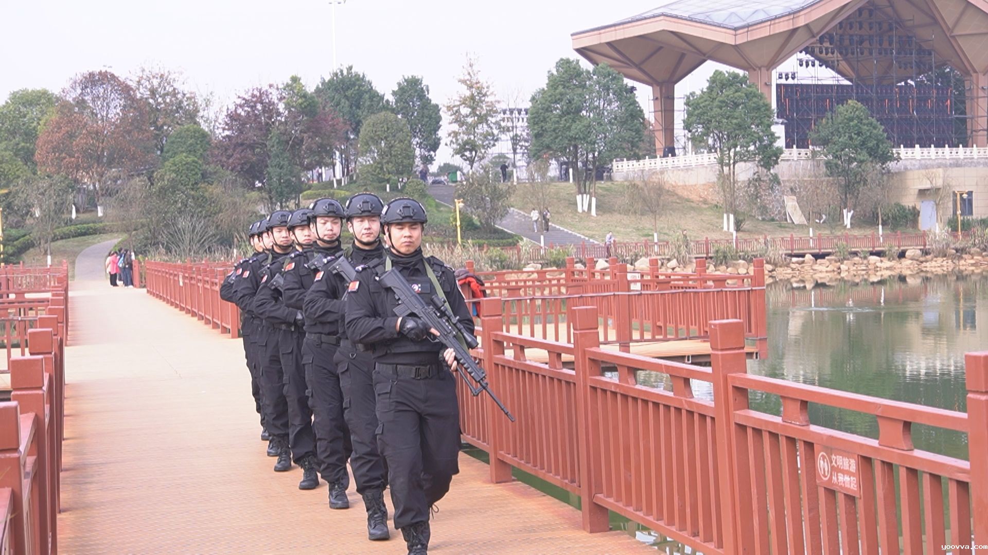 特警-2.jpg 特警-2.jpg